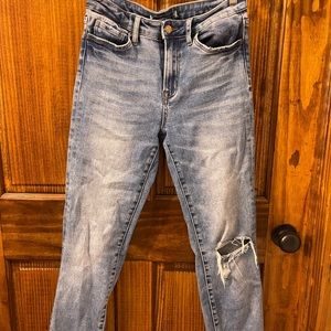 Straight leg distressed jeans